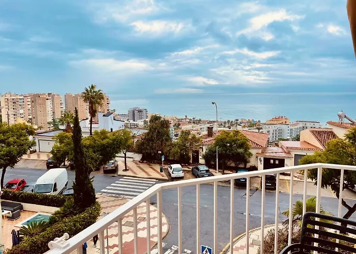 Elegante, Bonito, Buenas Vistas Y Cerca De La Nogalera