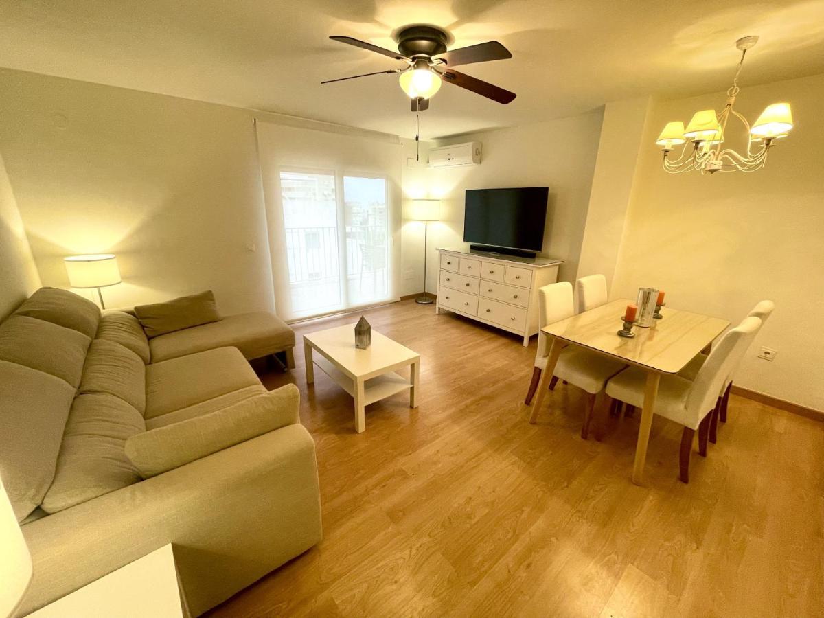 Elegante, Bonito, Buenas Vistas Y Cerca De La Nogalera Apartment *